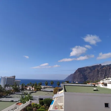 Helena Ocean View Gigantes Apartman